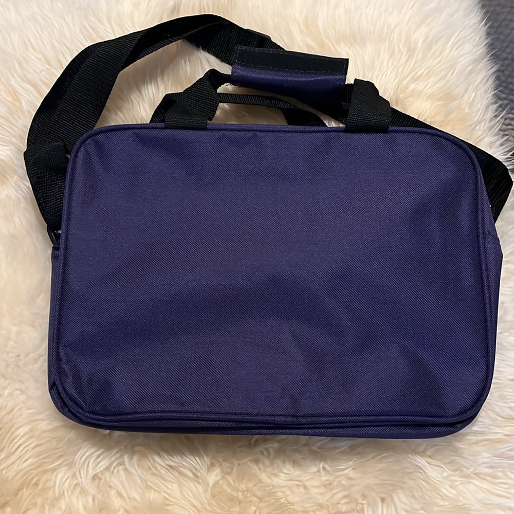 NWOT purple Chaps travel bag - Picture 5 of 5